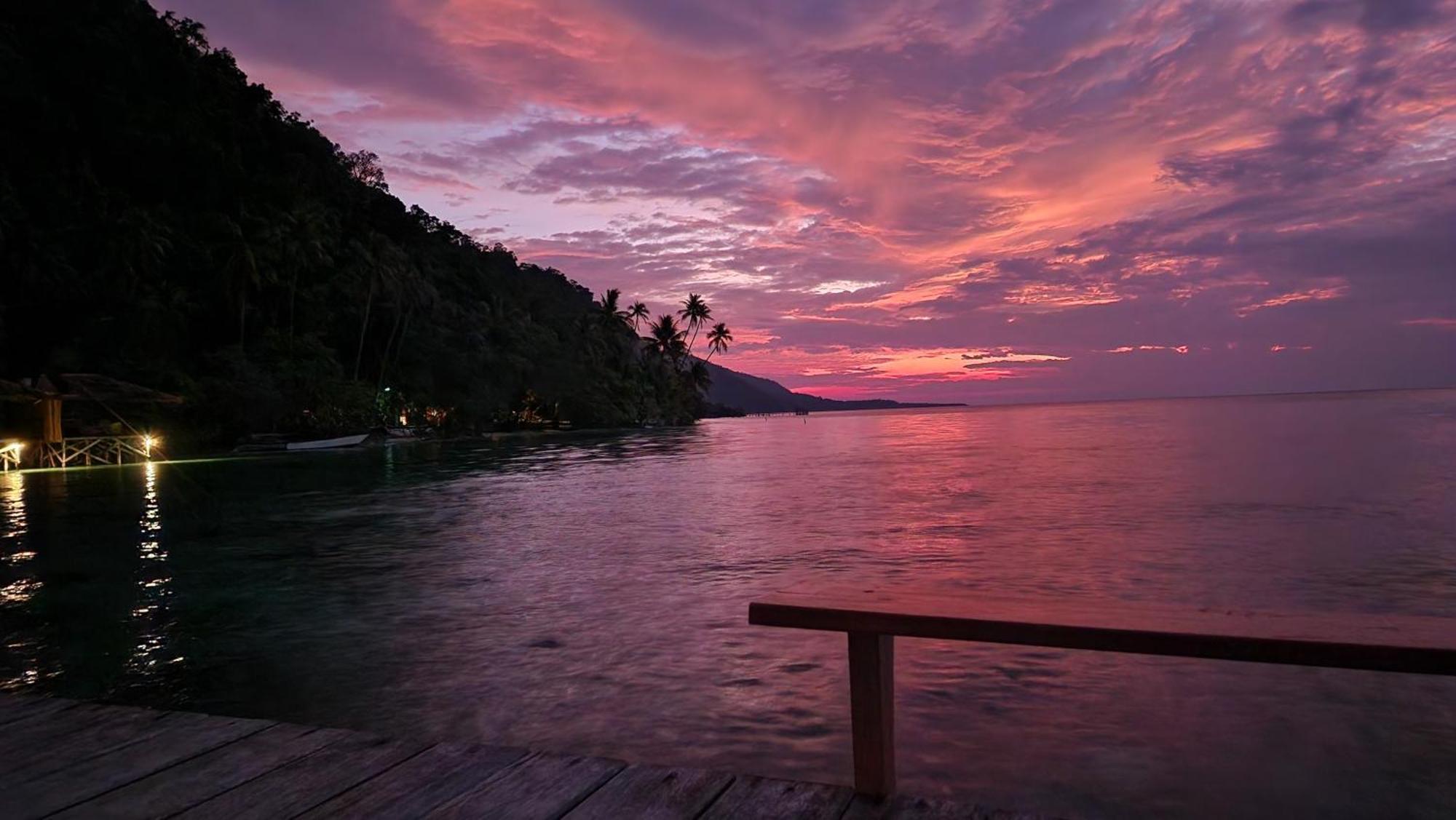 Terimakasih Homestay Pulau Mansuar Eksteriør bilde